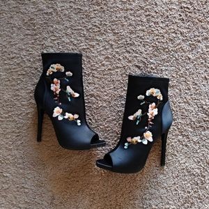 Open Toe Floral Bootie